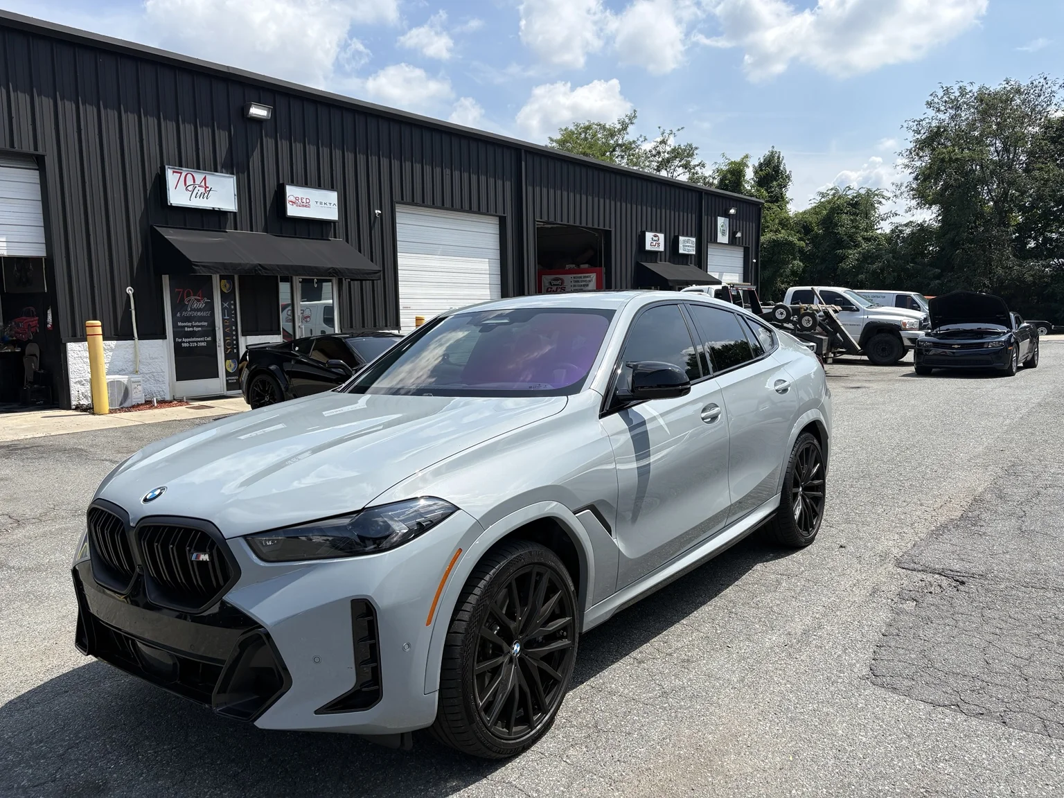 BMW SUV at 704Tint in Charlotte — Chameleon windshield